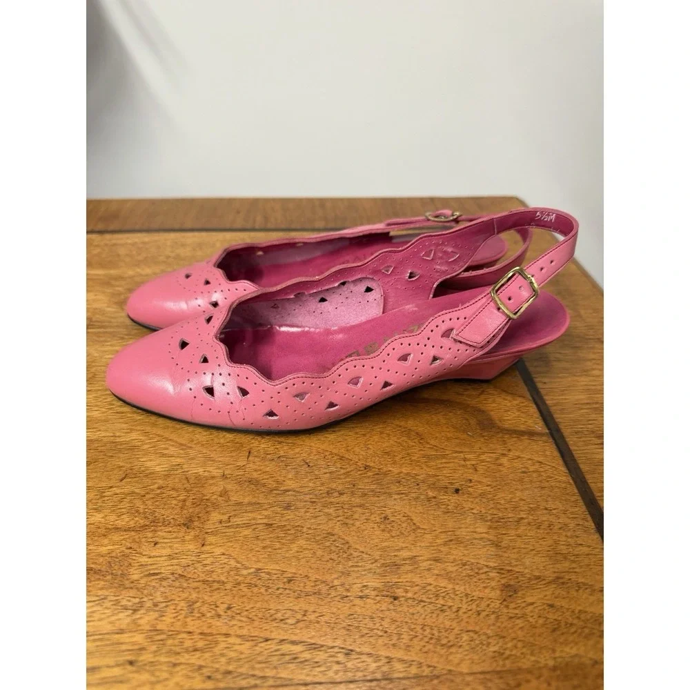 Vtg 80s Naturalizer Women's 5.5 Pink Low Wedge Heels Shoes Colorful Barbiecore
